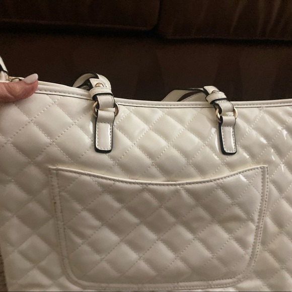 Handbag - Picture 2 of 2